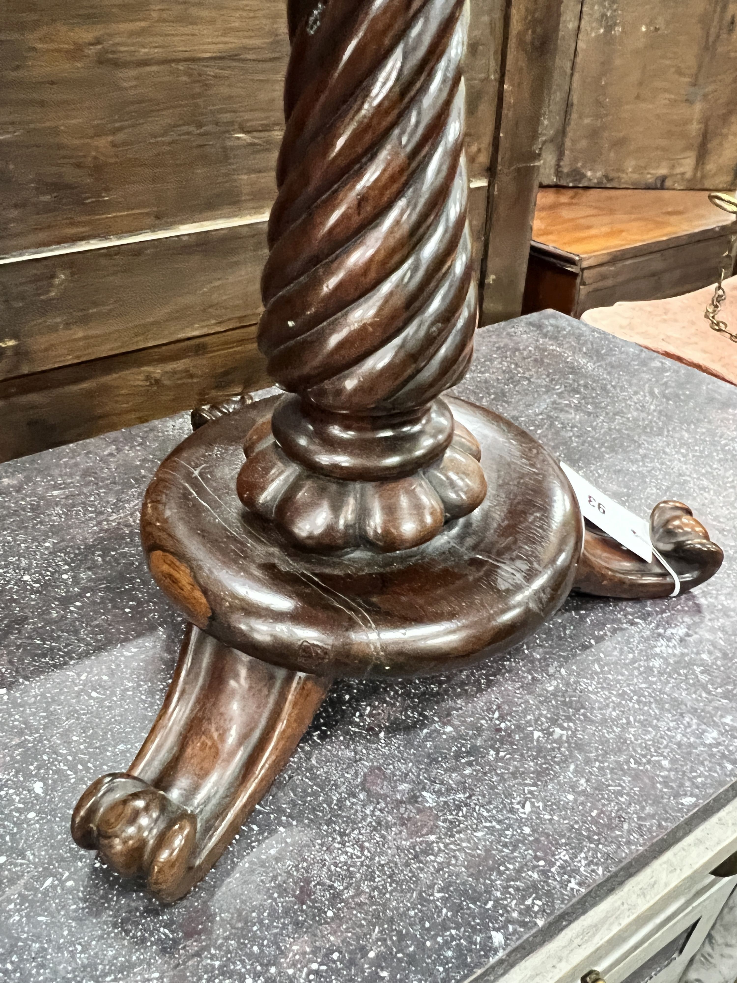 An early Victorian rosewood adjustable piano stool, mechanism a.f., height 46cm